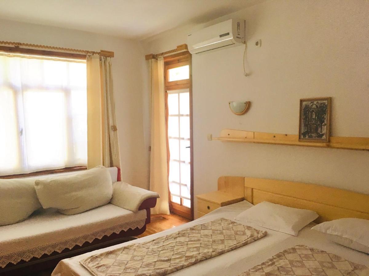 Guest House Barbov 오브조르 외부 사진